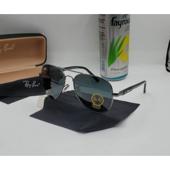 Ray-Ban Aviator Sunglasses